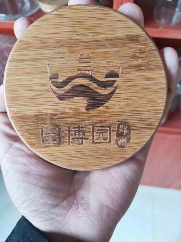 Basso MOQ Candela in magazzino Copri di legno tappi di tappi 6