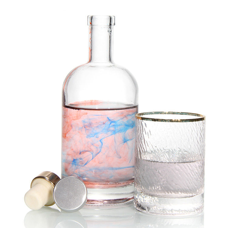 Bottiglie di vodka a base pesante da 12 oz preparate per 750 ml di bottiglie di liquore in vetro bordeaux