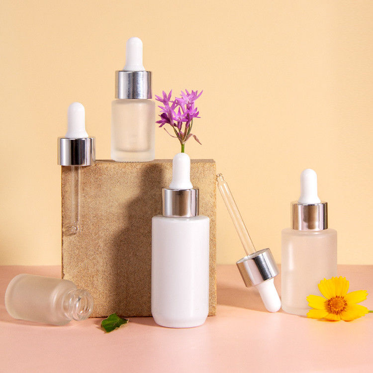 Servizi per la cura della pelle Servizi per l' olio essenziale Toner Contenitore Lozione Imballaggio 5ml Bottiglie di pompa spray in vetro cosmetico