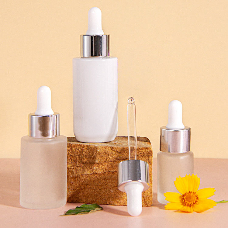 Servizi per la cura della pelle Servizi per l' olio essenziale Toner Contenitore Lozione Imballaggio 5ml Bottiglie di pompa spray in vetro cosmetico