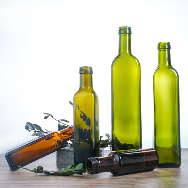 Bottiglie di vetro piatte di olio d'oliva da 500 ml a 750 ml con tappo a sughero o a vite
