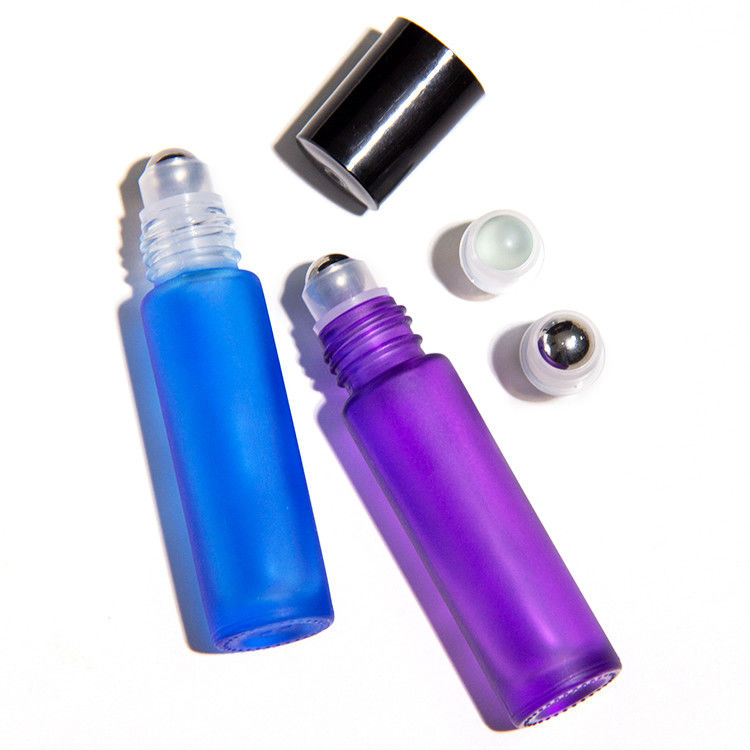 Bottiglie a rulli di vetro ghiacciato di colore arcobaleno da 10 ml per olio essenziale con tappo spazzolato