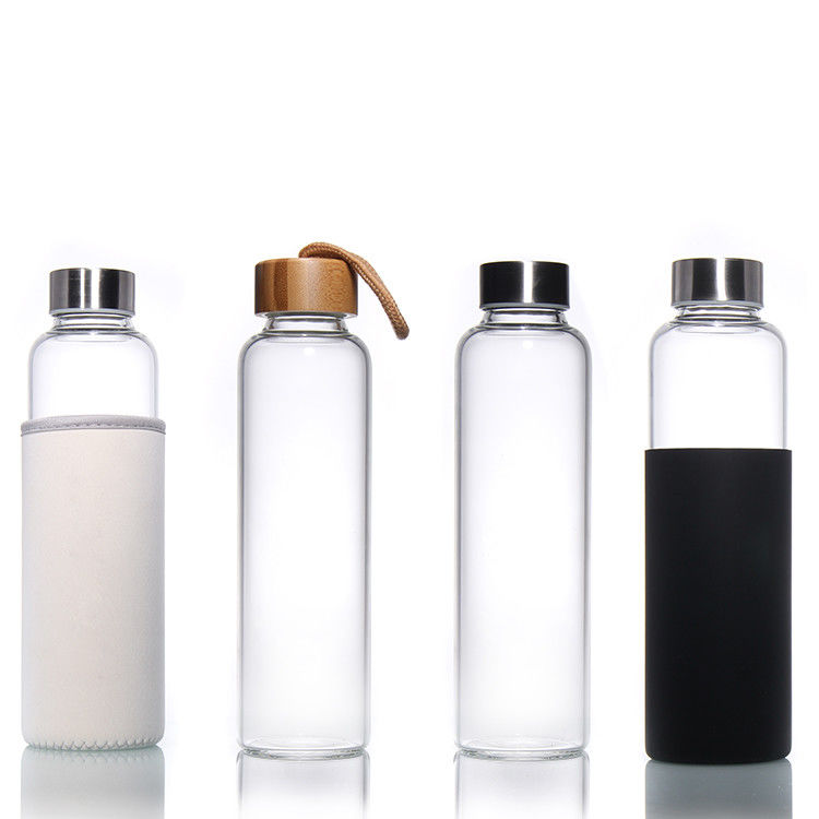 Bottiglia di acqua in vetro ad alto borosilicato per sport all' esterno da 35 ml a 500 ml con manica in silicone