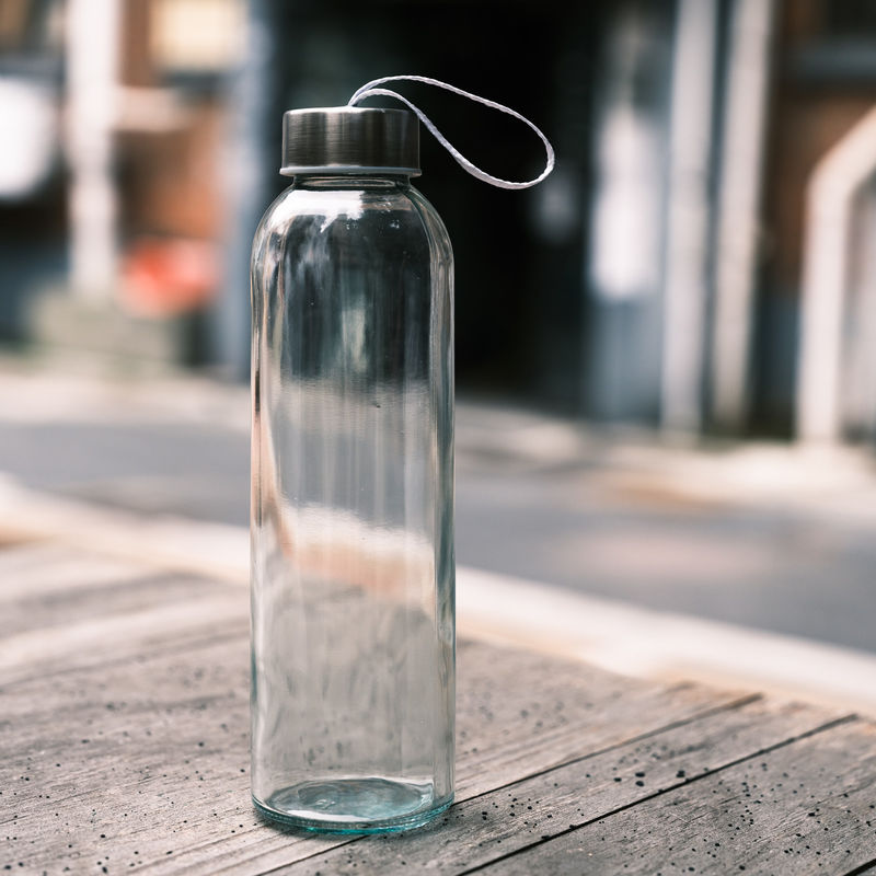 350 ml 500 ml Bottiglia di acqua di vetro a alto borosilicato sportivo rotondo con manica in silicone